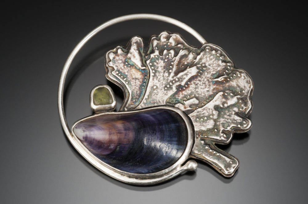 NISA Jewelry Tidal Offerings Brooch~Pendant